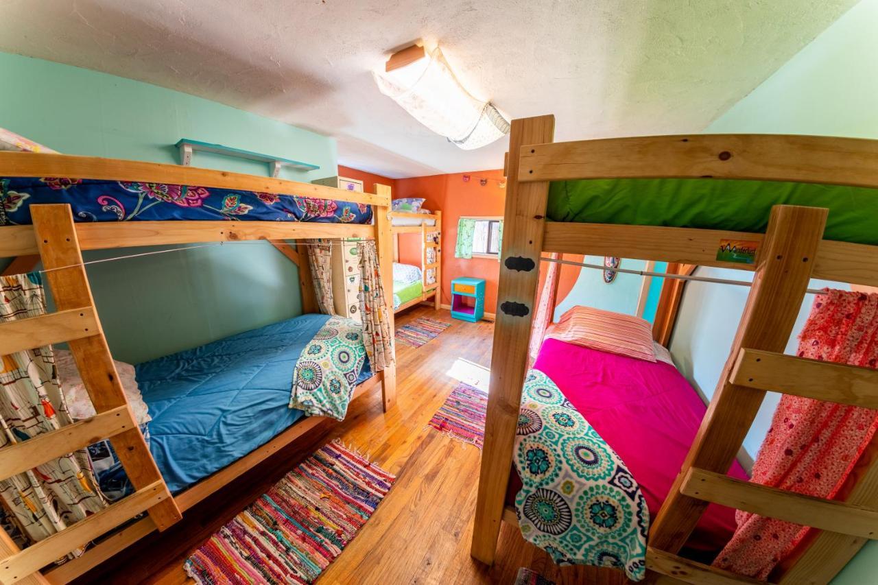 The Wanderlust Hostel غونيسون المظهر الخارجي الصورة